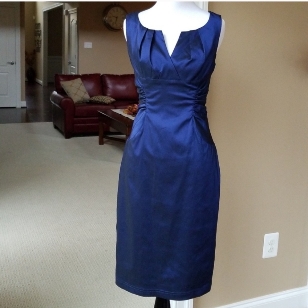 Adrianna Papell sleveless sheath dress